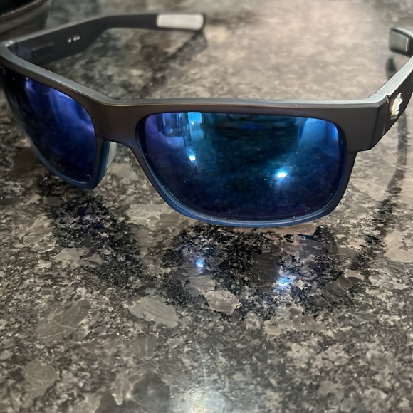 Costa Half Moon - Picture 5 of 5